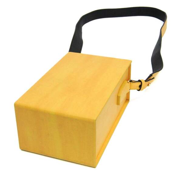 FENDI Yellow Leather Shoulder Bag - Picture 2 of 14